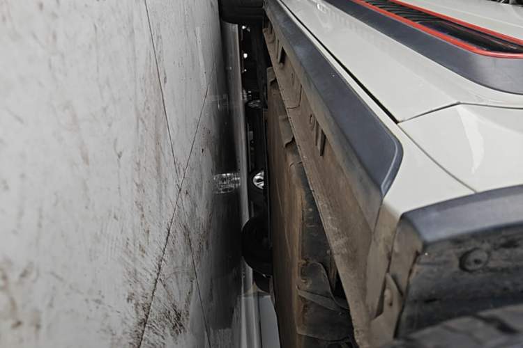Used Baojun KiWi EV 2022 Artist Lite Edition Ternary Lithium Left Side Sill