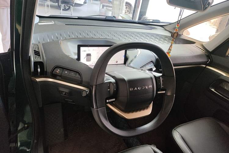 Used Baojun KiWi EV 2022 Designer Lite Edition Ternary Lithium Center Console