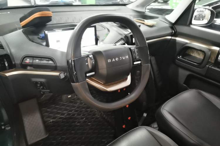 Used Baojun KiWi EV 2022 Artist Lite Edition Ternary Lithium Center Console