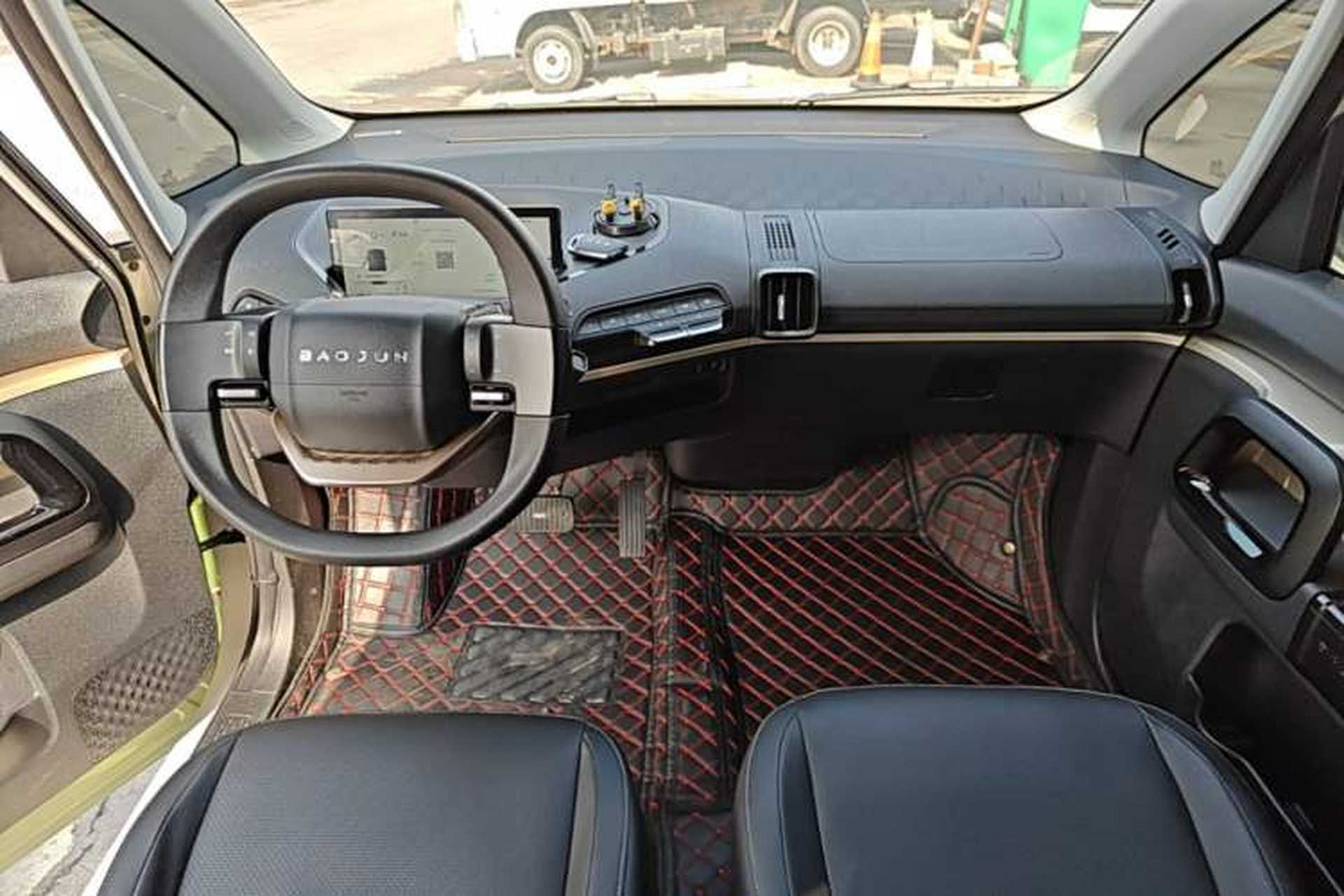 Used Baojun KiWi EV 2022 Artist Lite Edition Ternary Lithium Center Console
