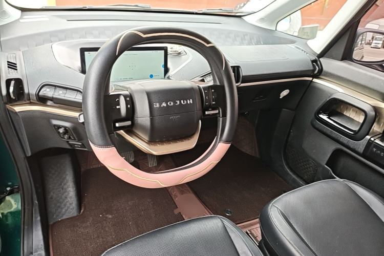 Used Baojun KiWi EV 2022 Artist Lite Edition Ternary Lithium Center Console