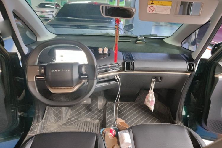 Used Baojun KiWi EV 2022 Artist Lite Edition Ternary Lithium Center Console
