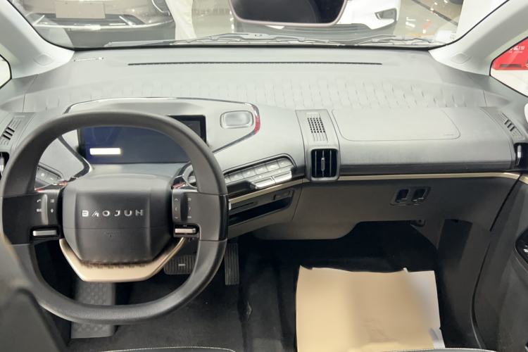Used Baojun KiWi EV 2022 Designer Lite Edition Ternary Lithium Center Console