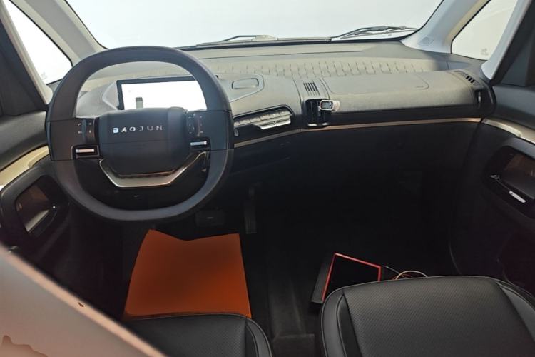 Used Baojun KiWi EV 2022 Designer Lite Edition Ternary Lithium Center Console
