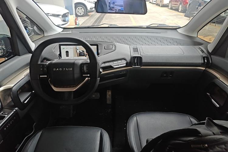 Used Baojun KiWi EV 2022 Designer Lite Edition Lithium Iron Phosphate Center Console