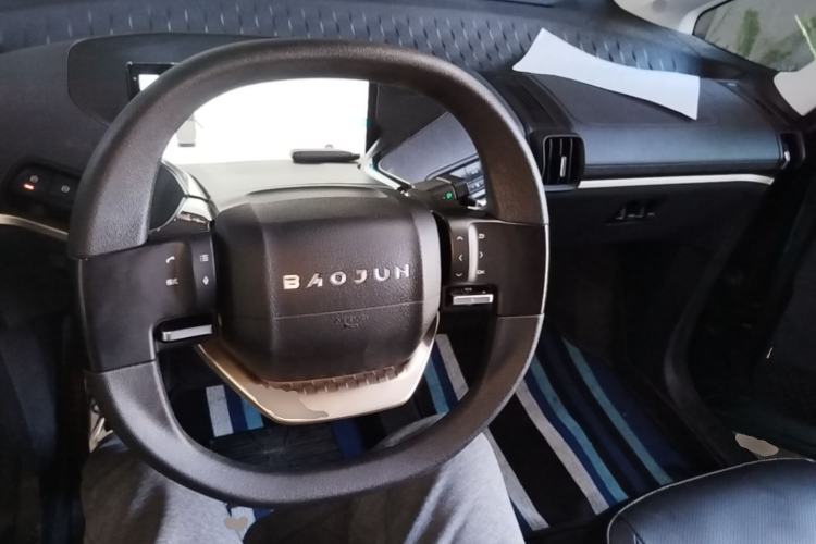 Used Baojun KiWi EV 2022 Artist Lite Edition Lithium Iron Phosphate Center Console