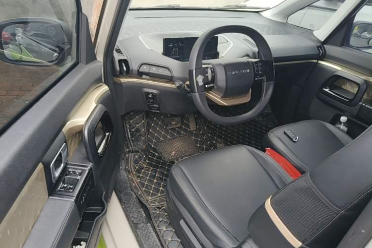 Used Baojun KiWi EV 2022 Artist Lite Edition Lithium Iron Phosphate Driver Seat
