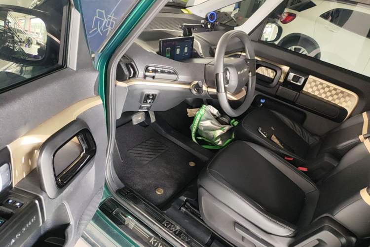 Used Baojun KiWi EV 2022 Artist Lite Edition Ternary Lithium Driver Seat