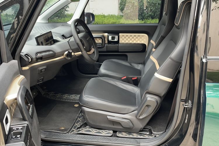 Used Baojun KiWi EV 2022 Designer Lite Edition Lithium Iron Phosphate Driver Seat