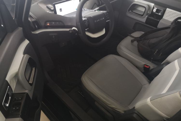 Used Baojun KiWi EV 2022 Artist Lite Edition Lithium Iron Phosphate Driver Seat