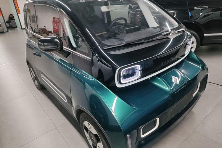 Used Baojun KiWi EV 2022 Artist Lite Edition Ternary Lithium Exterior 1