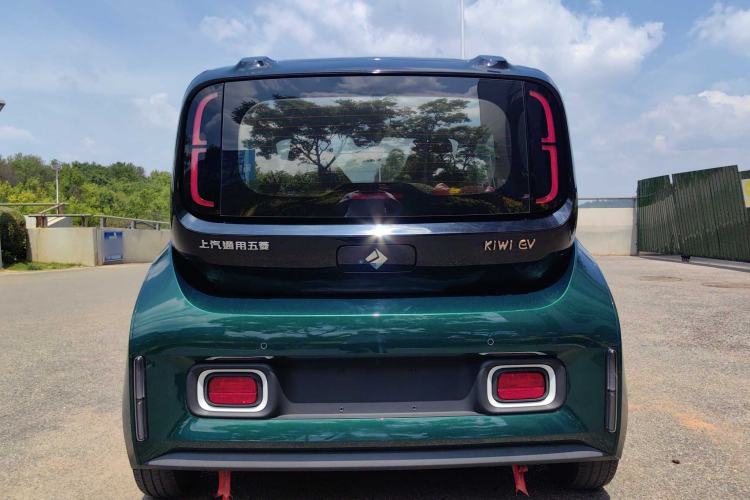 Used Baojun KiWi EV 2022 Artist Lite Edition Lithium Iron Phosphate Exterior 2