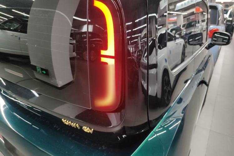 Used Baojun KiWi EV 2022 Artist Lite Edition Ternary Lithium Exterior 3