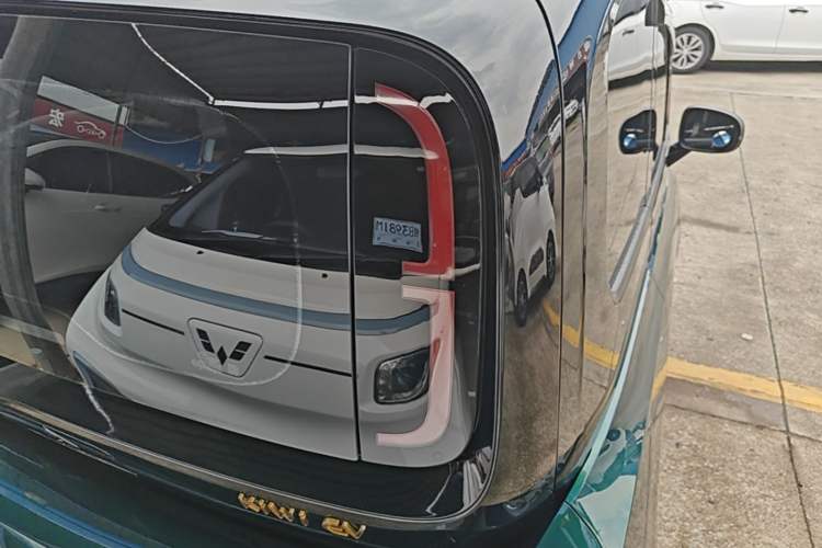 Used Baojun KiWi EV 2022 Designer Lite Edition Ternary Lithium Exterior 3