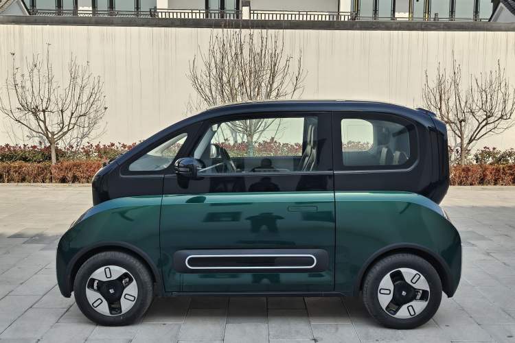 Used Baojun KiWi EV 2022 Designer Lite Edition Lithium Iron Phosphate Exterior 3