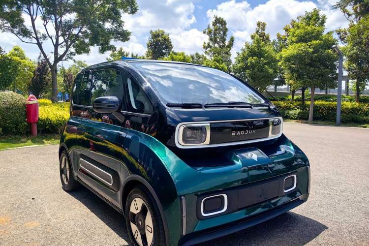 Used Baojun KiWi EV 2022 Artist Lite Edition Lithium Iron Phosphate Exterior 4