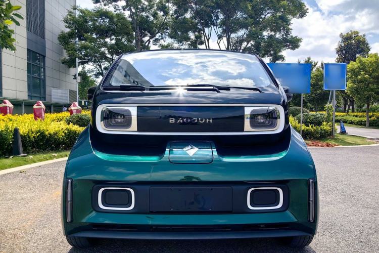 Used Baojun KiWi EV 2022 Artist Lite Edition Lithium Iron Phosphate Exterior 5