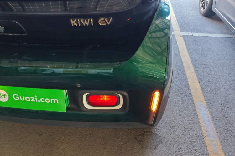 Used Baojun KiWi EV 2022 Designer Lite Edition Ternary Lithium Exterior 6
