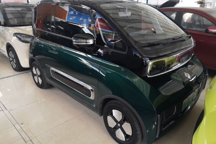 Used Baojun KiWi EV 2022 Artist Lite Edition Ternary Lithium Front Right 45 Deg
