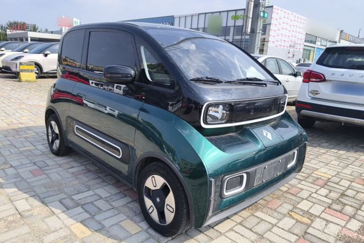 Used Baojun KiWi EV 2022 Artist Lite Edition Lithium Iron Phosphate Front Right 45 Deg