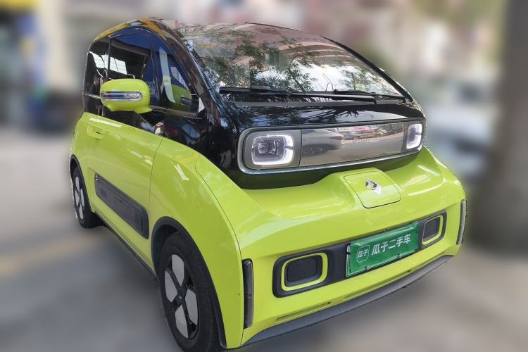 Used Baojun KiWi EV 2022 Artist Lite Edition Ternary Lithium Front Right 45 Deg
