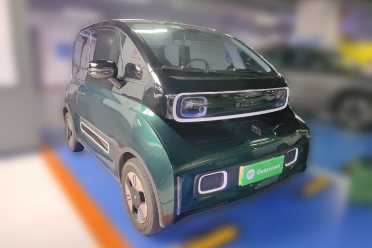 Used Baojun KiWi EV 2022 Artist Lite Edition Ternary Lithium Front Right 45 Deg