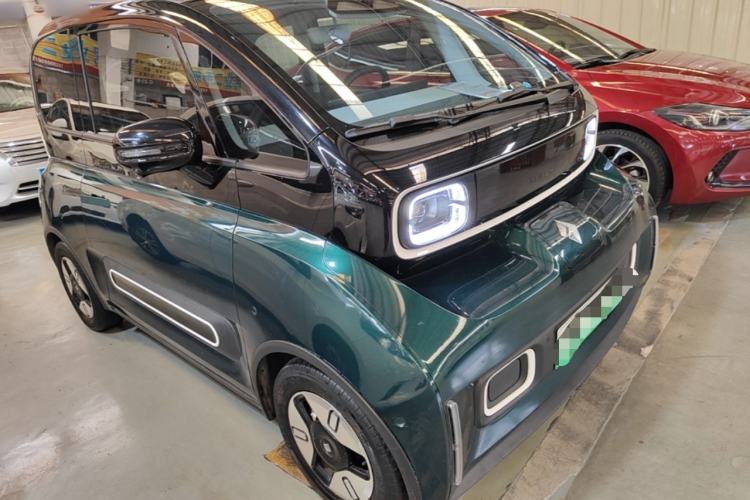 Used Baojun KiWi EV 2022 Artist Lite Edition Lithium Iron Phosphate Front Right 45 Deg