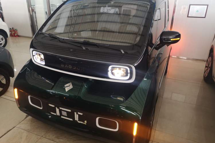 Used Baojun KiWi EV 2022 Artist Lite Edition Lithium Iron Phosphate Front