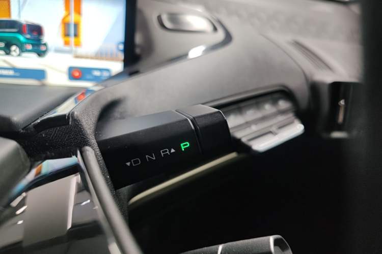 Used Baojun KiWi EV 2022 Artist Lite Edition Ternary Lithium Gear Lever