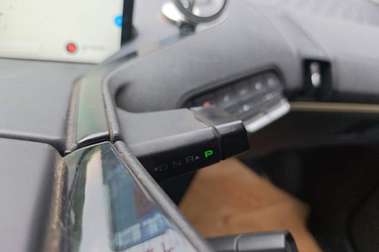 Used Baojun KiWi EV 2022 Artist Lite Edition Ternary Lithium Gear Lever
