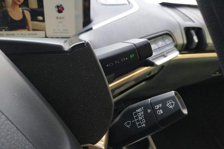 Used Baojun KiWi EV 2022 Designer Lite Edition Lithium Iron Phosphate Gear Lever