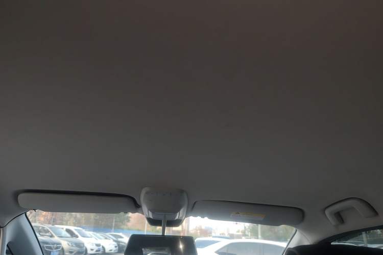 Used Baojun KiWi EV 2022 Designer Lite Edition Lithium Iron Phosphate Headliner