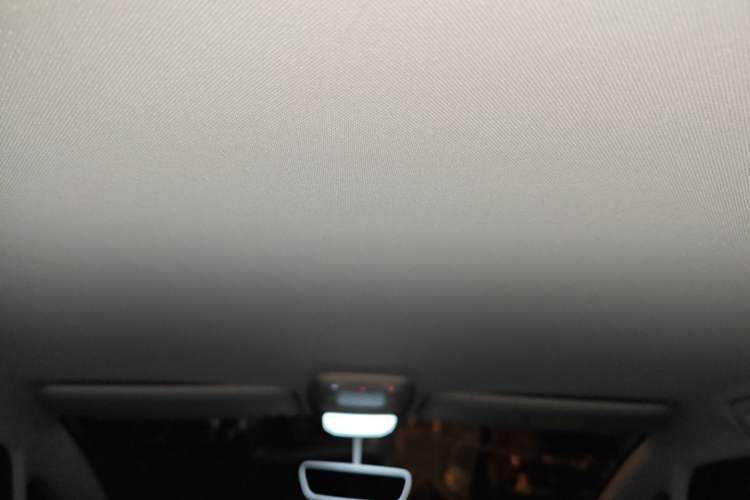 Used Baojun KiWi EV 2022 Artist Lite Edition Lithium Iron Phosphate Headliner