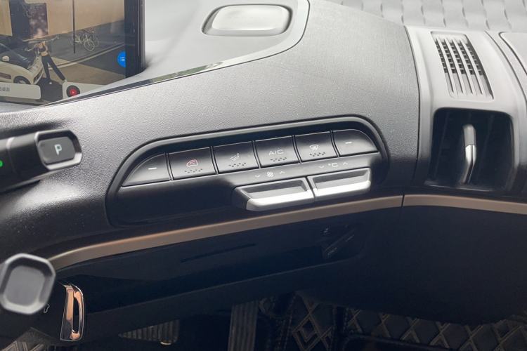 Used Baojun KiWi EV 2022 Designer Lite Edition Lithium Iron Phosphate Interior 2