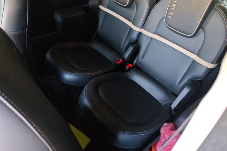 Used Baojun KiWi EV 2022 Designer Lite Edition Ternary Lithium Interior 4