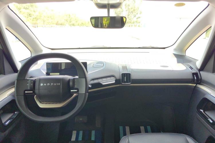 Used Baojun KiWi EV 2022 Artist Lite Edition Lithium Iron Phosphate Interior 6