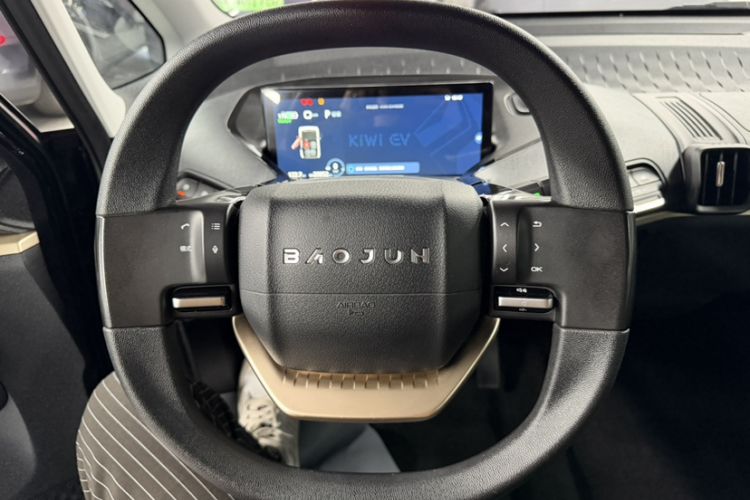 Used Baojun KiWi EV 2022 Artist Lite Edition Ternary Lithium Interior 7