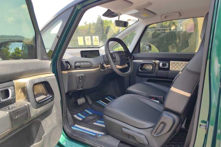 Used Baojun KiWi EV 2022 Artist Lite Edition Lithium Iron Phosphate Interior 7