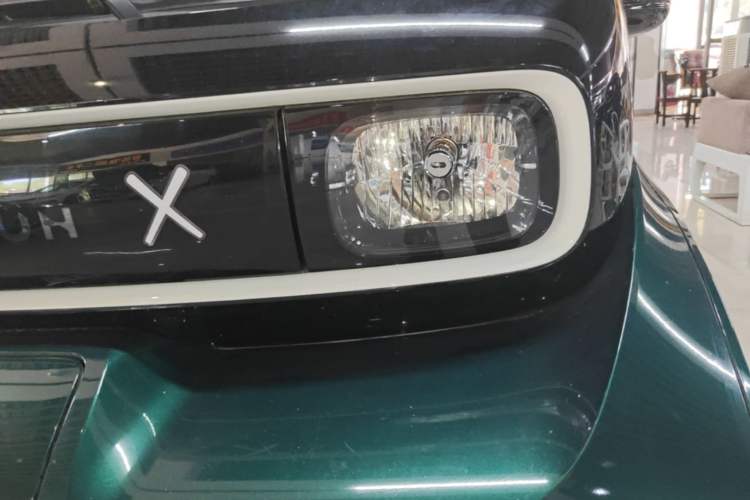 Used Baojun KiWi EV 2022 Artist Lite Edition Lithium Iron Phosphate Left Front Headlight