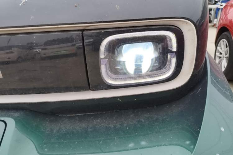Used Baojun KiWi EV 2022 Artist Lite Edition Ternary Lithium Left Front Headlight