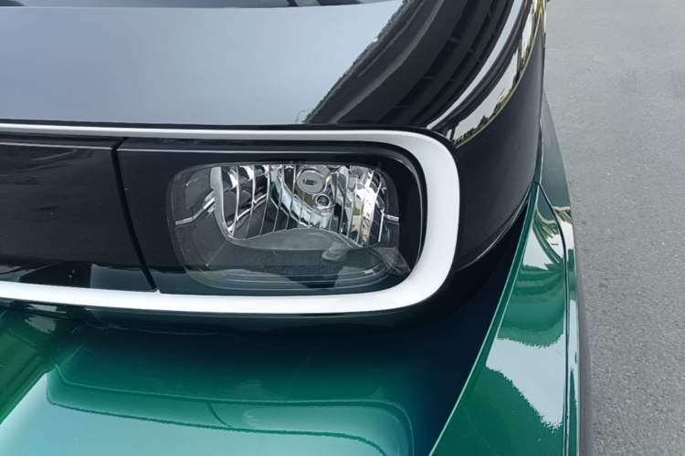 Used Baojun KiWi EV 2022 Designer Lite Edition Ternary Lithium Left Front Headlight