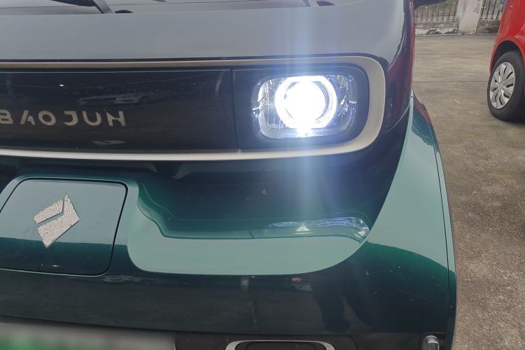 Used Baojun KiWi EV 2022 Designer Lite Edition Ternary Lithium Left Front Headlight