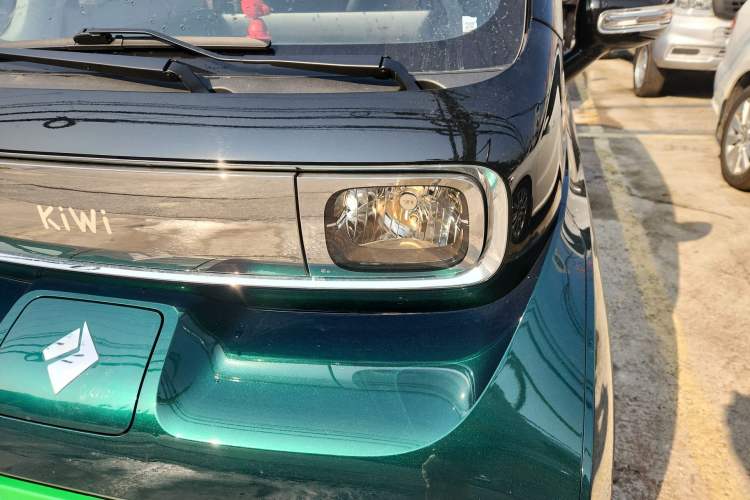 Used Baojun KiWi EV 2022 Designer Lite Edition Lithium Iron Phosphate Left Front Headlight