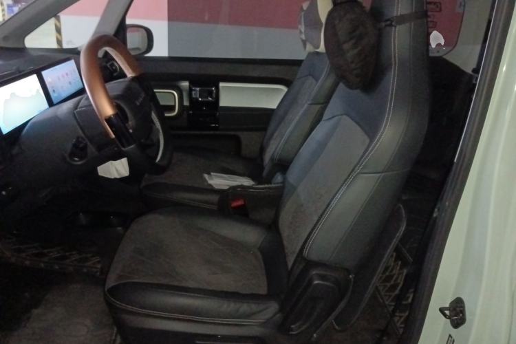 Used Baojun KiWi EV 2022 Artist Lite Edition Ternary Lithium Left Front Seat