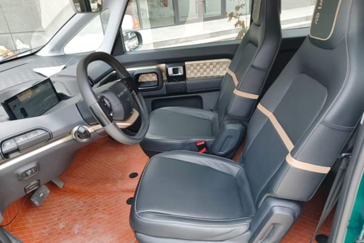 Used Baojun KiWi EV 2022 Designer Lite Edition Ternary Lithium Left Front Seat