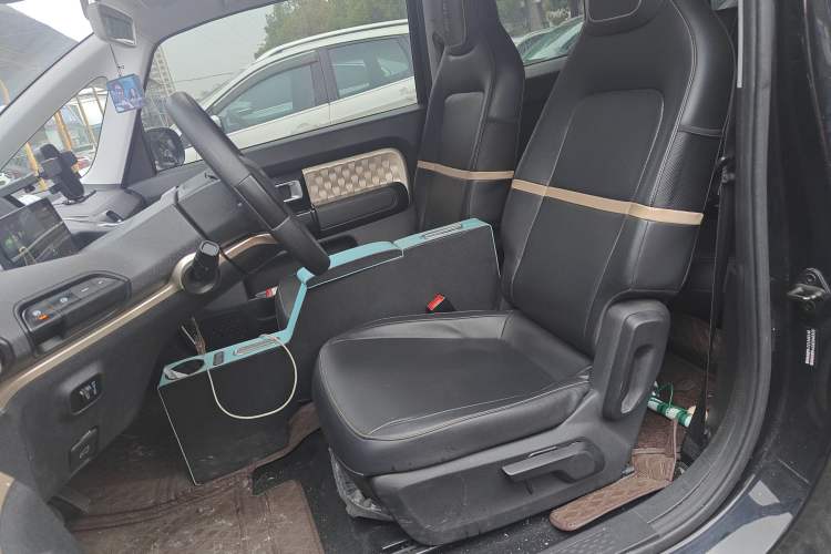 Used Baojun KiWi EV 2022 Designer Lite Edition Ternary Lithium Left Front Seat