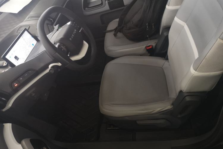 Used Baojun KiWi EV 2022 Artist Lite Edition Lithium Iron Phosphate Left Front Seat