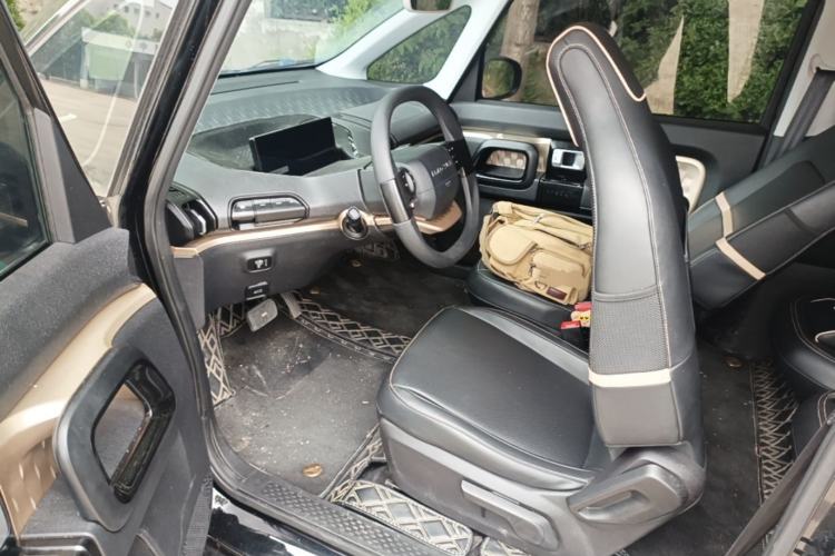 Used Baojun KiWi EV 2022 Artist Lite Edition Lithium Iron Phosphate Left Front Seat