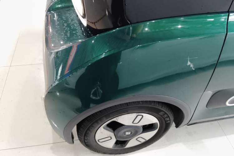 Used Baojun KiWi EV 2022 Designer Lite Edition Ternary Lithium Left Front Wheel Hub