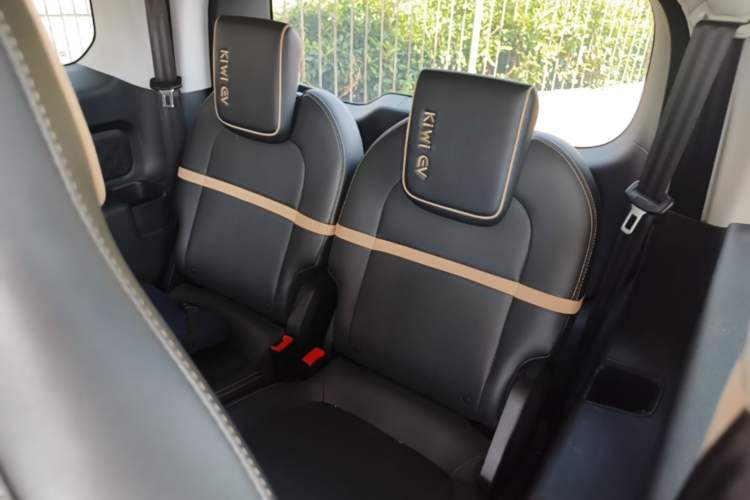 Used Baojun KiWi EV 2022 Designer Lite Edition Ternary Lithium Left Rear Seat